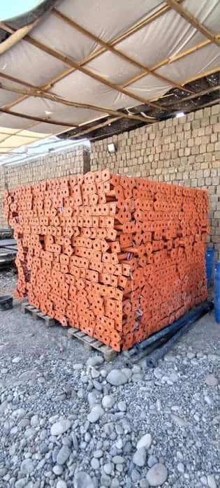 Опалубка (корейский) и стойки в аренду.Opalubka stoyka damkrat arenda