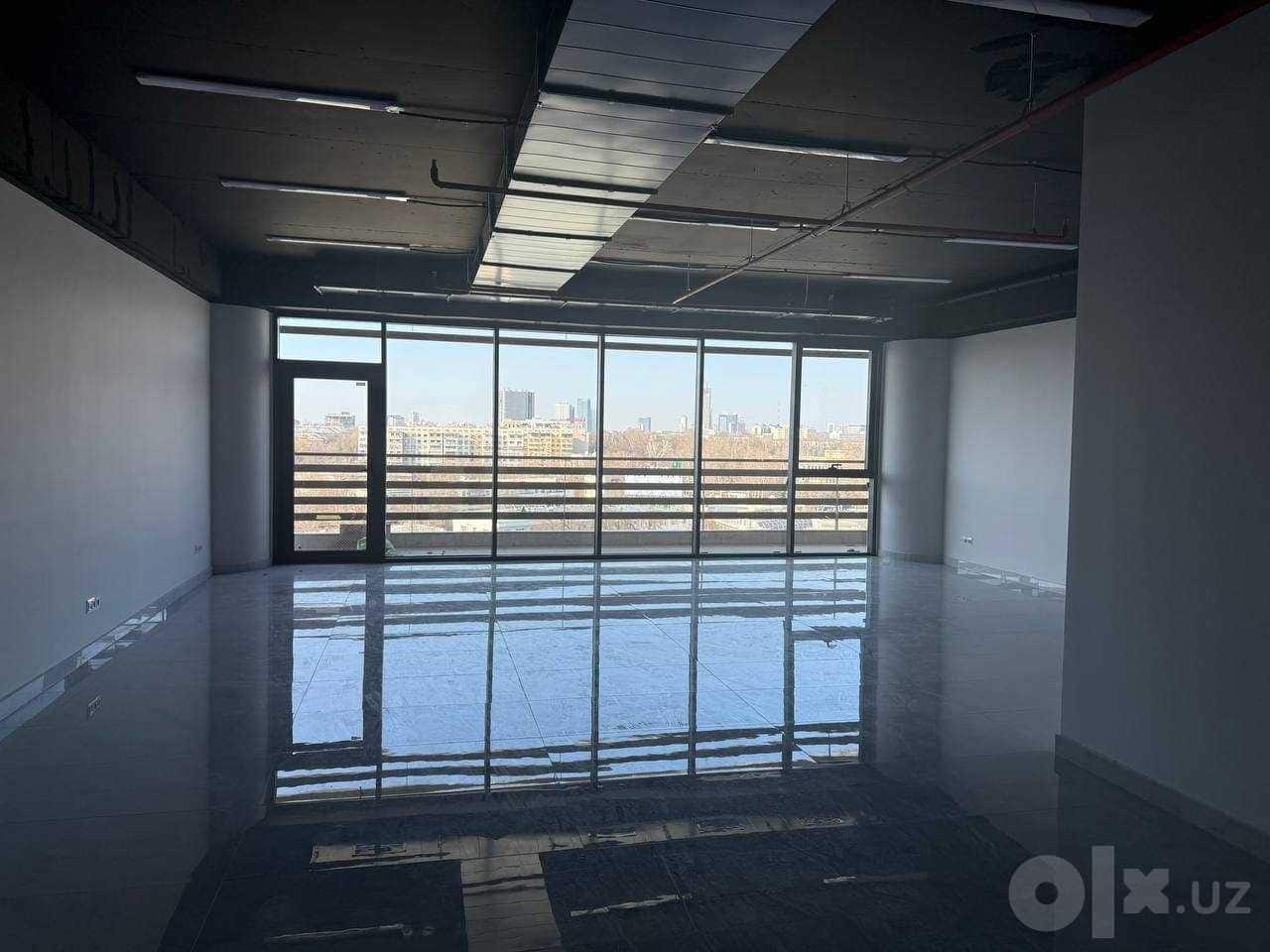 Современные офисы в бизнес-центре ZARAFSHAN CITY 471м²
