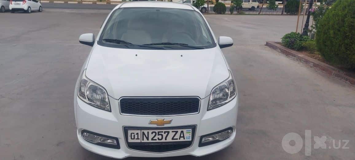 Nexia 3 avtomat suxoy arendaga beriladi