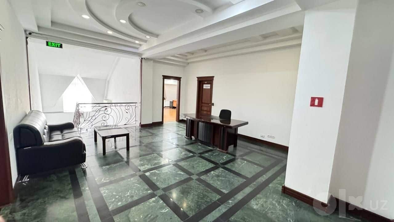 Аренда отдельностоящего здания, 1600 м2, Шевченко