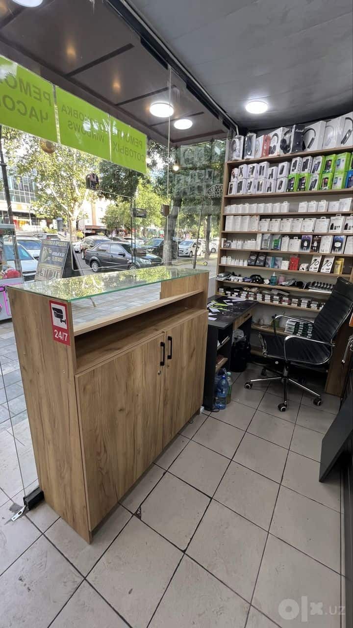 Telefon sotishka joy bor chilonzor parlamentda gavjum joy