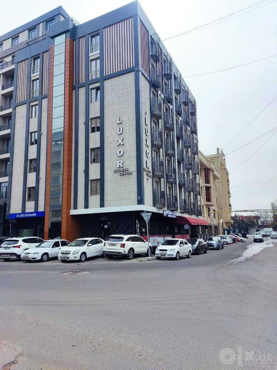~Офис 30 м² в Бизнес-центре LUXOR ЯККАСАРАЙ
