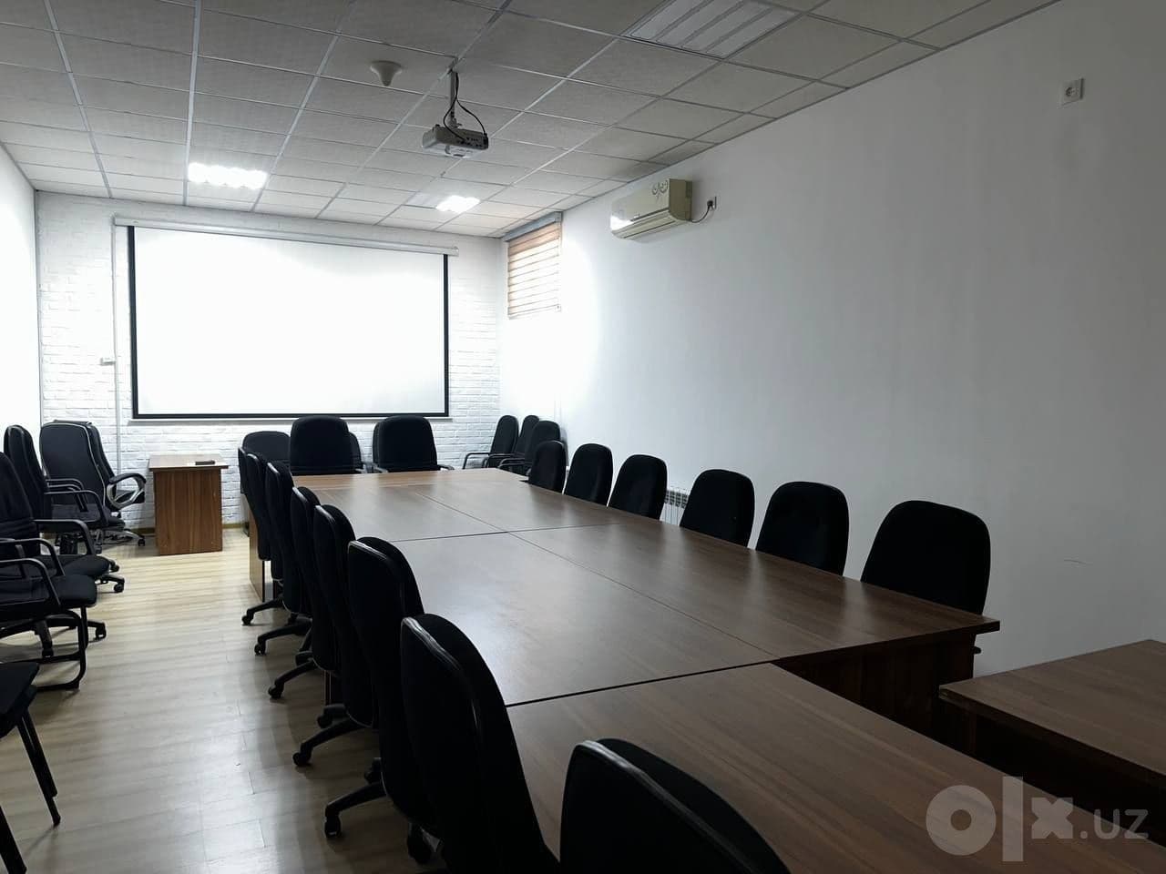Аренда здания на первой линии,вдоль центральной дороги