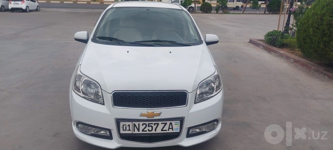 Nexia 3 avtomat suxoy arendaga beriladi