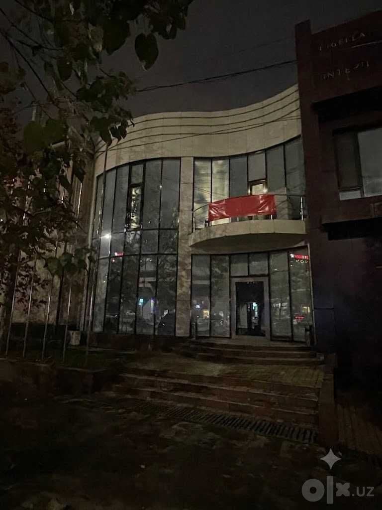 (М) Сдаётся в аренду отдельно стоящее здание в центре города (Мукуми)