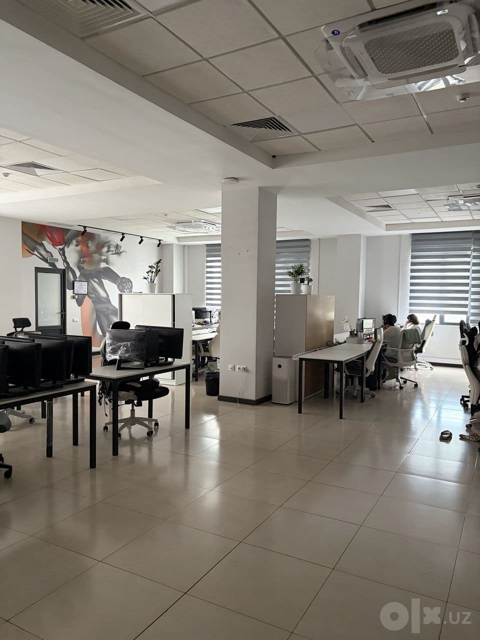 Аренда офиса Яккасарай 1479 м²