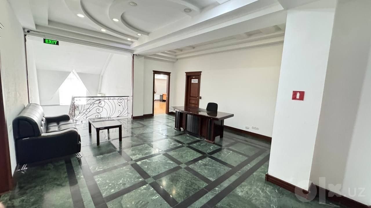Аренда отдельностоящего здания, 1600 м2, Шевченко
