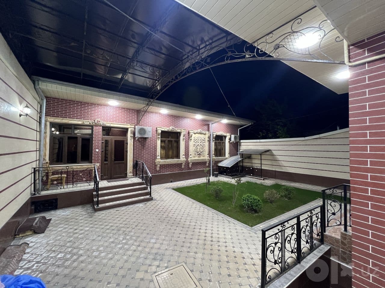 Сдается Дом, 6 комнат, 330м², Юнусабад. Орриентир Малика базар(400м)