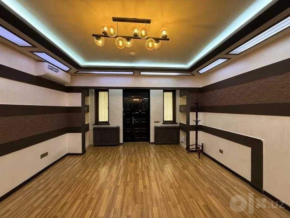 Сдаётся в помещение под офис, в первая линия