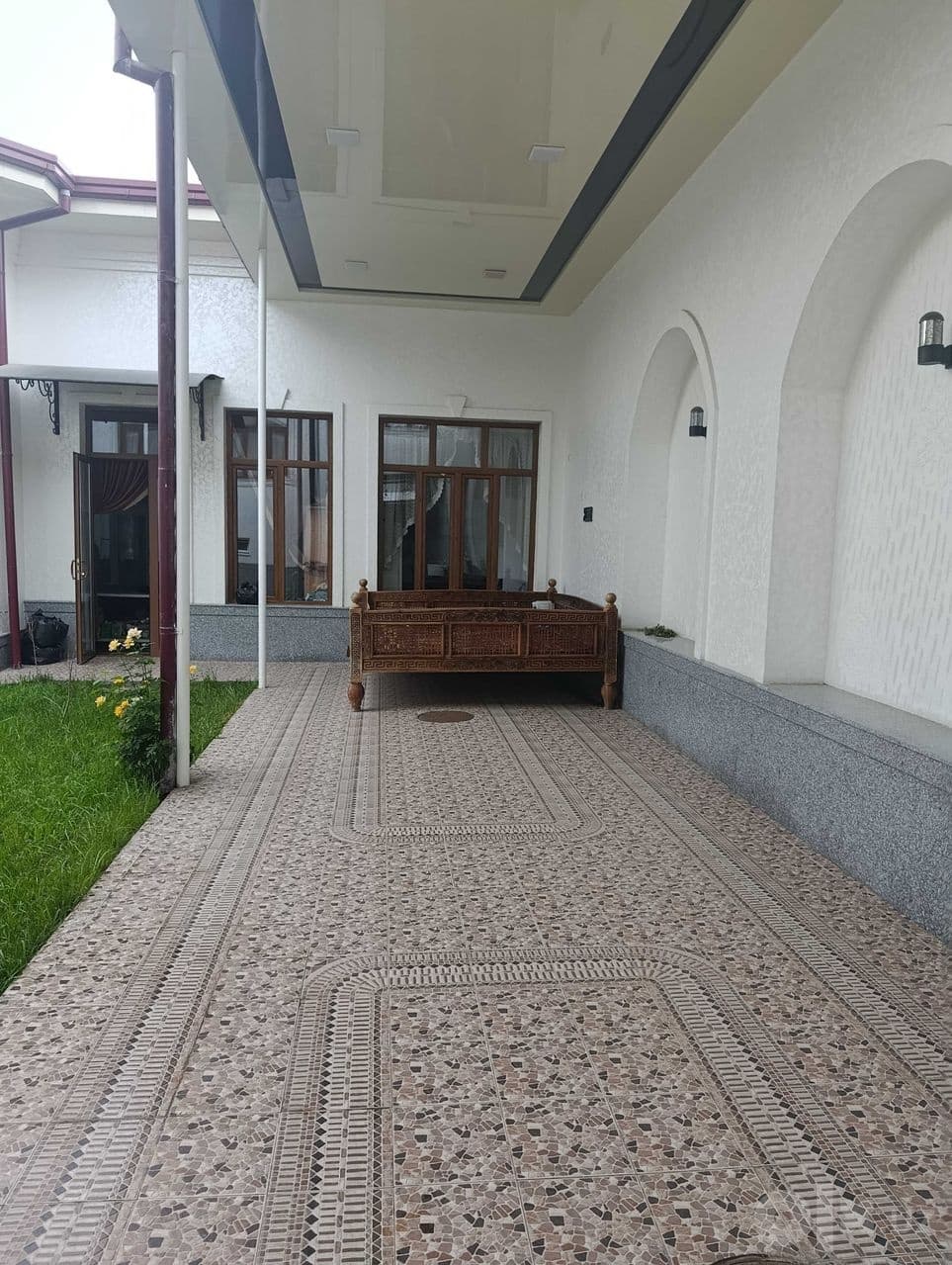 Arendaga 5 xona uchaskani 2 xonasi arendaga beriladi