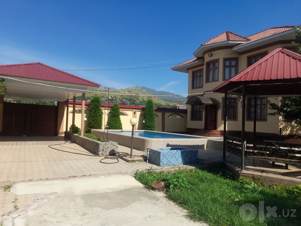 Сдается дача в чарваке,на БОЧКЕ