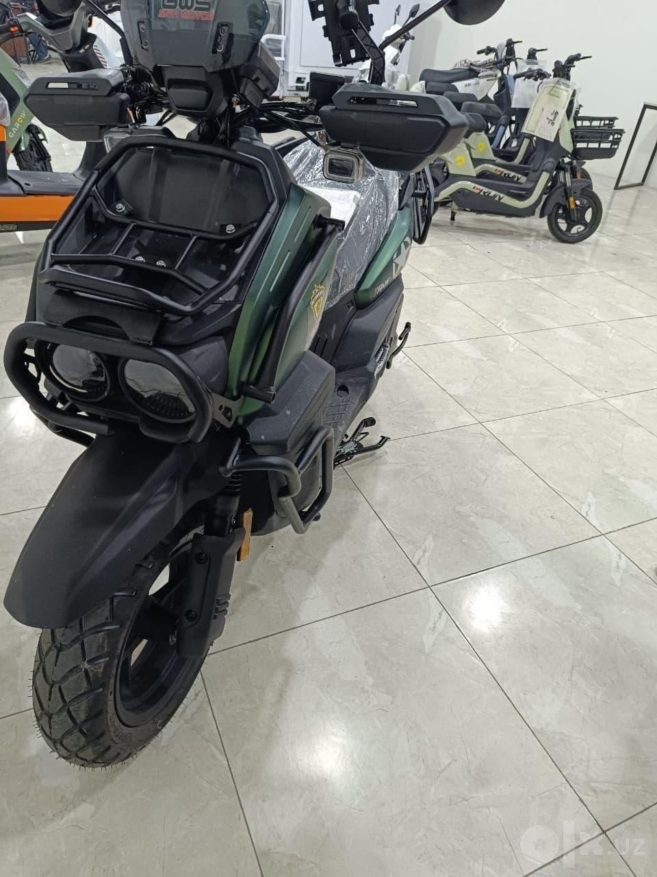 Skuter tank arendaga