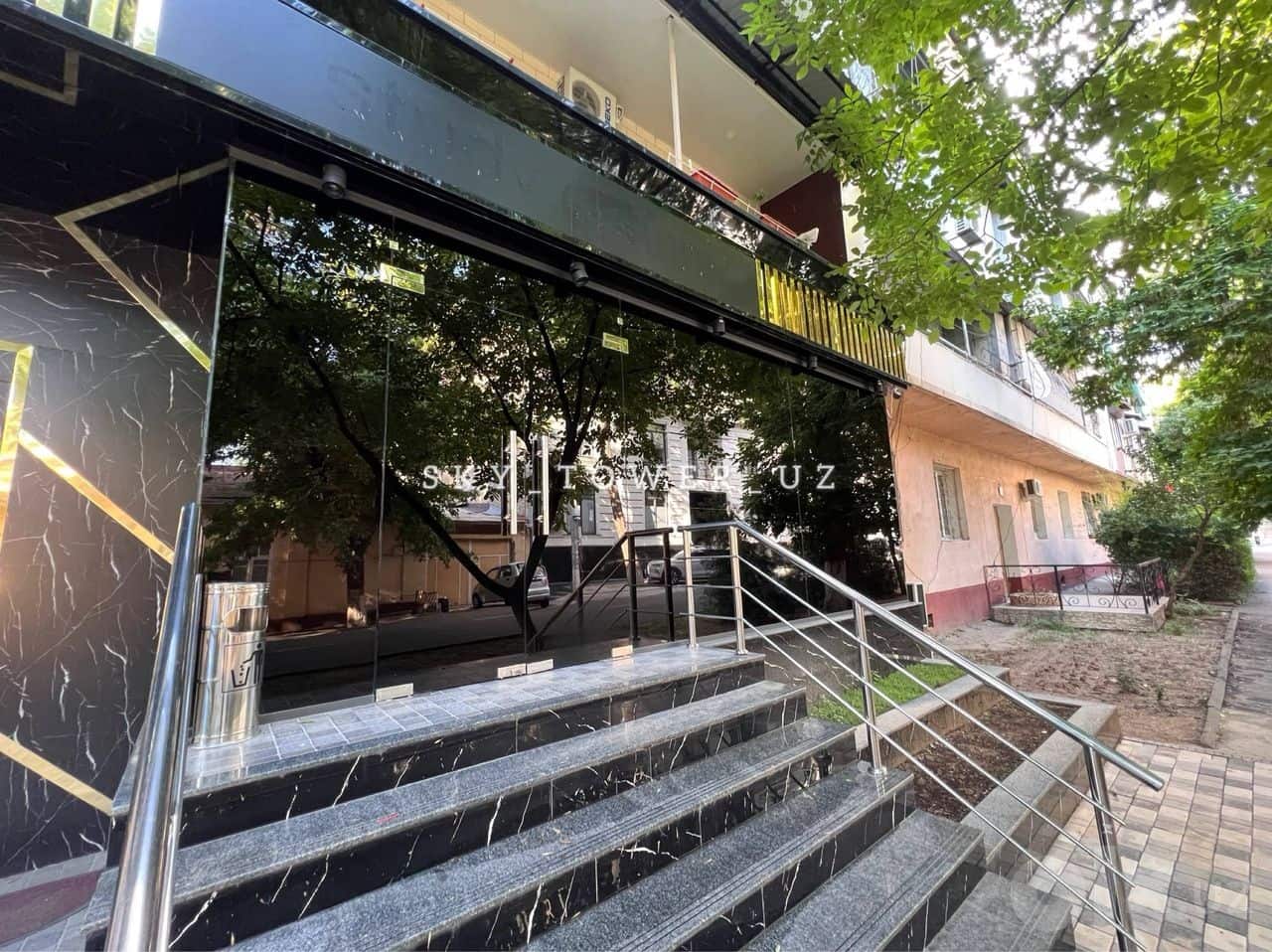Нежилое помещение 93м2 ор-р метро Комонавты